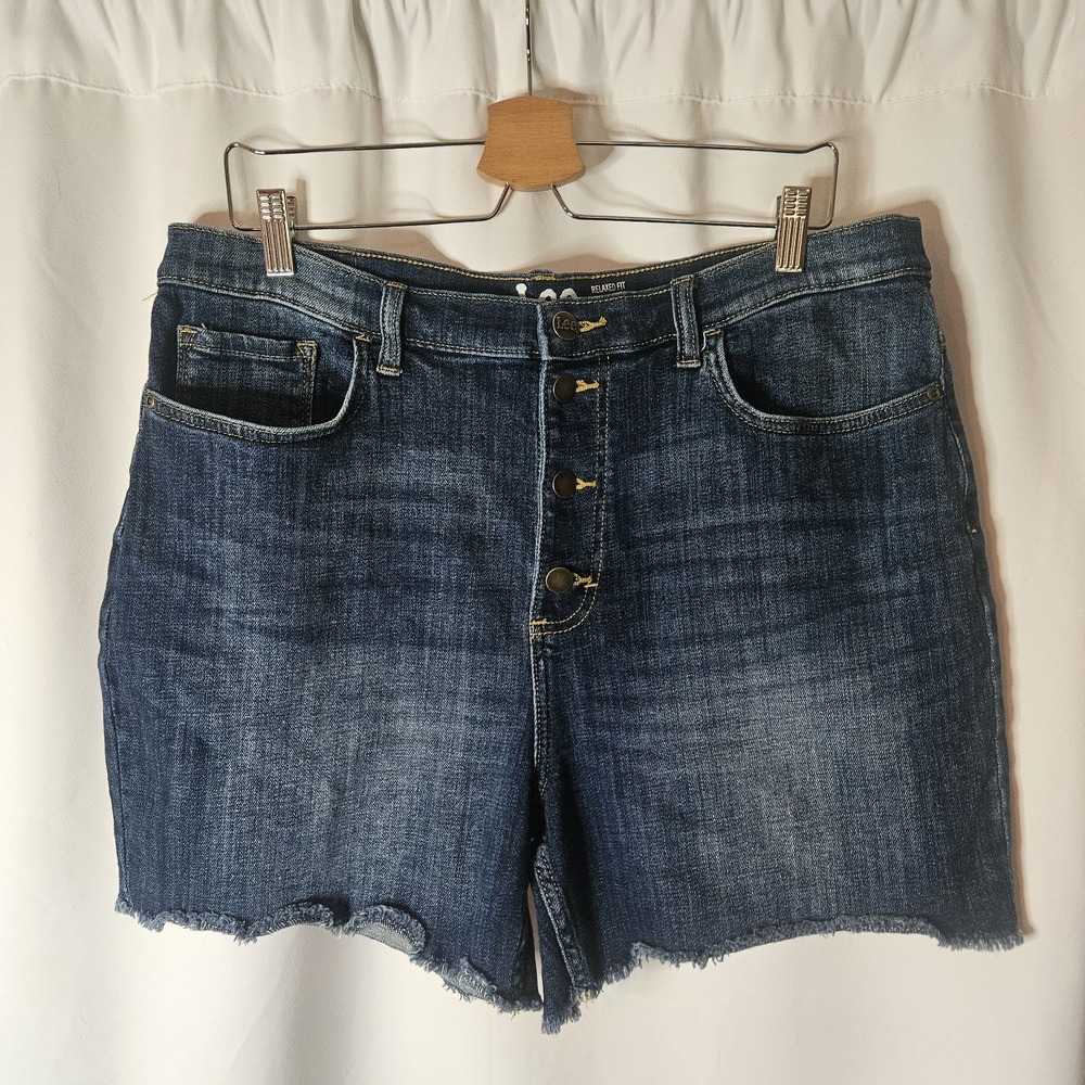Lee Heritage Denim Shorts Women's Size 16 Relaxed Fit High Rise Button Fly Blue